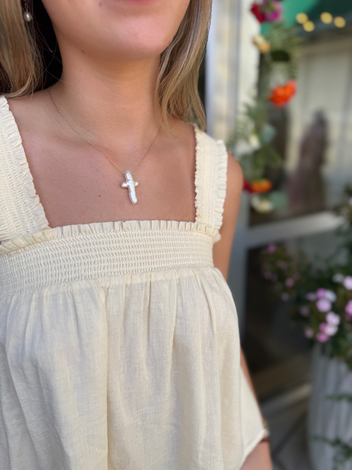 Dainty Chain Pearl Cross