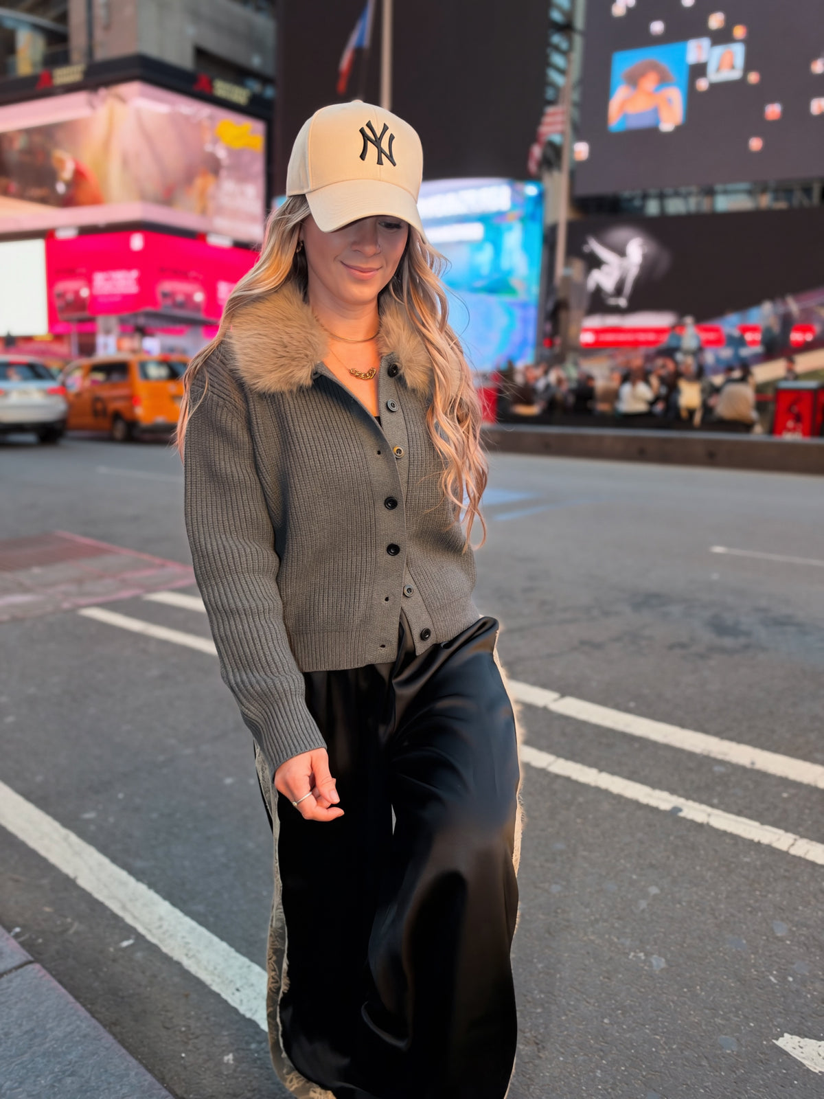 Black Side Lace Pant