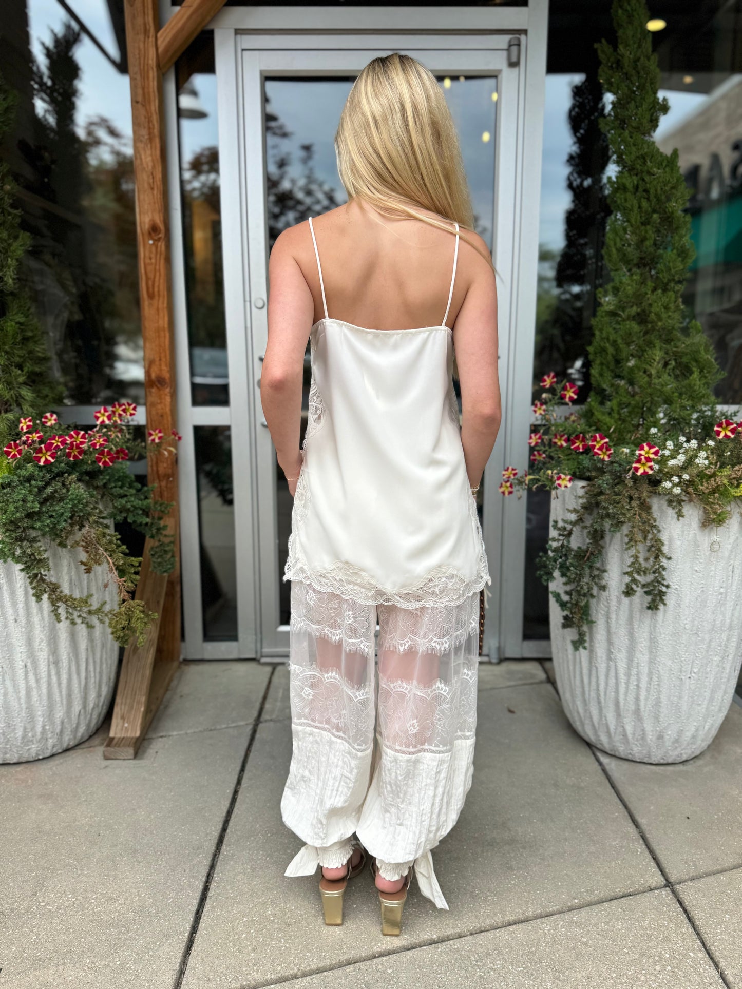 Alys Lace Balloon Pant