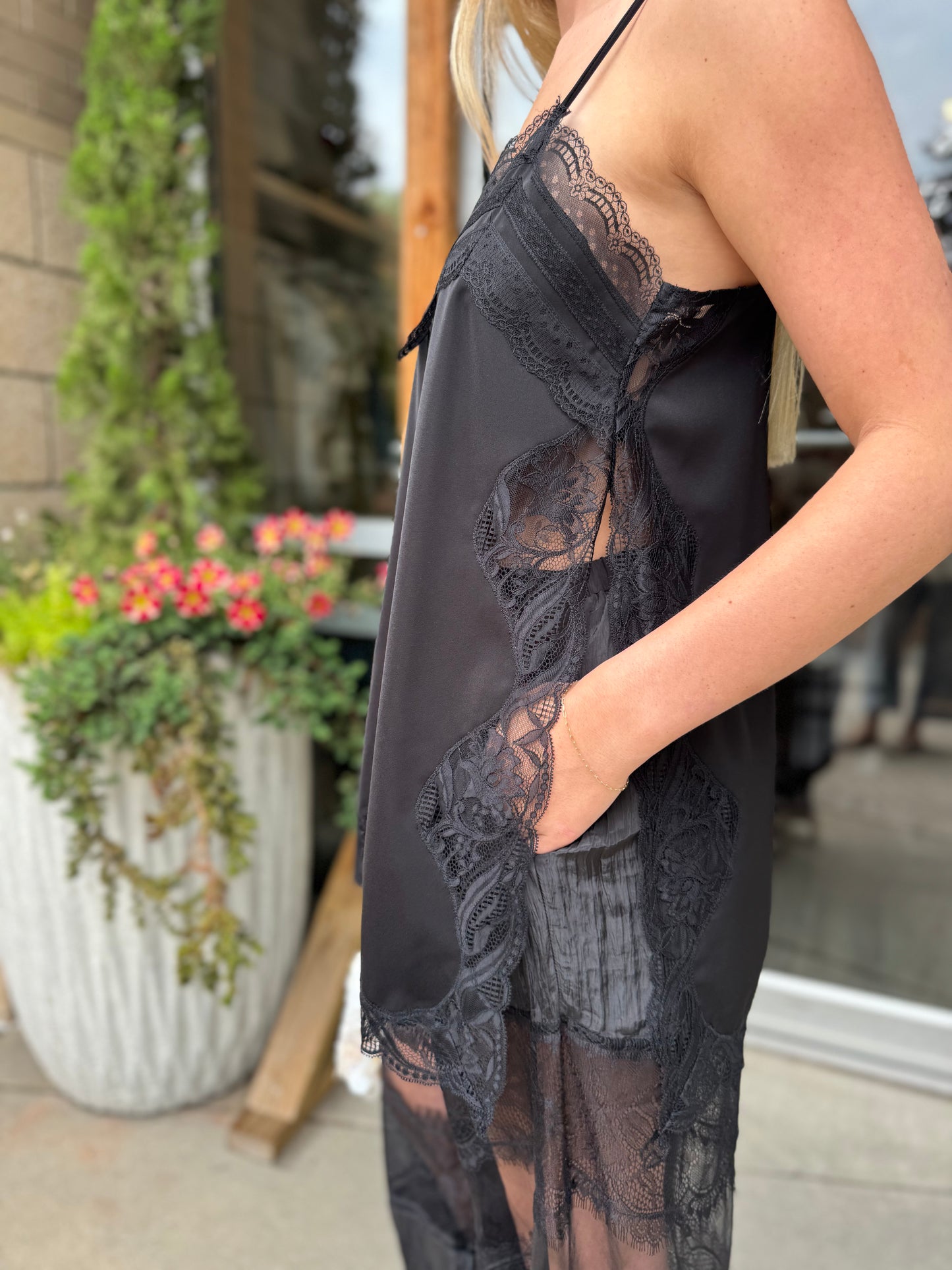 Alys Lace Balloon Pant
