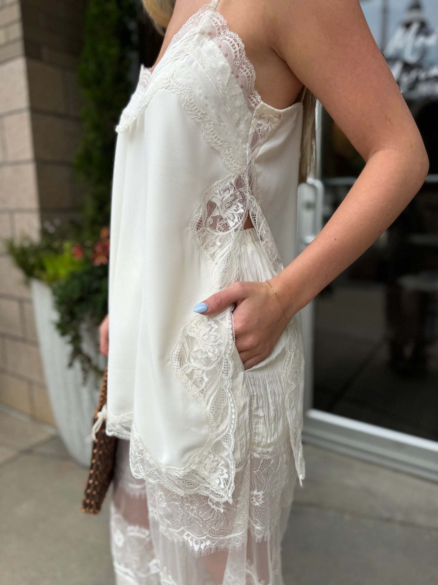 Alys Lace Balloon Pant